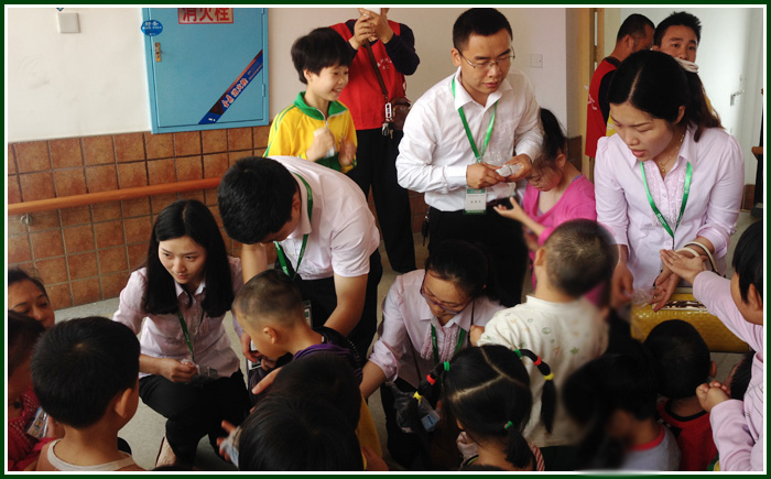 ѩ���T���c��ͯ����